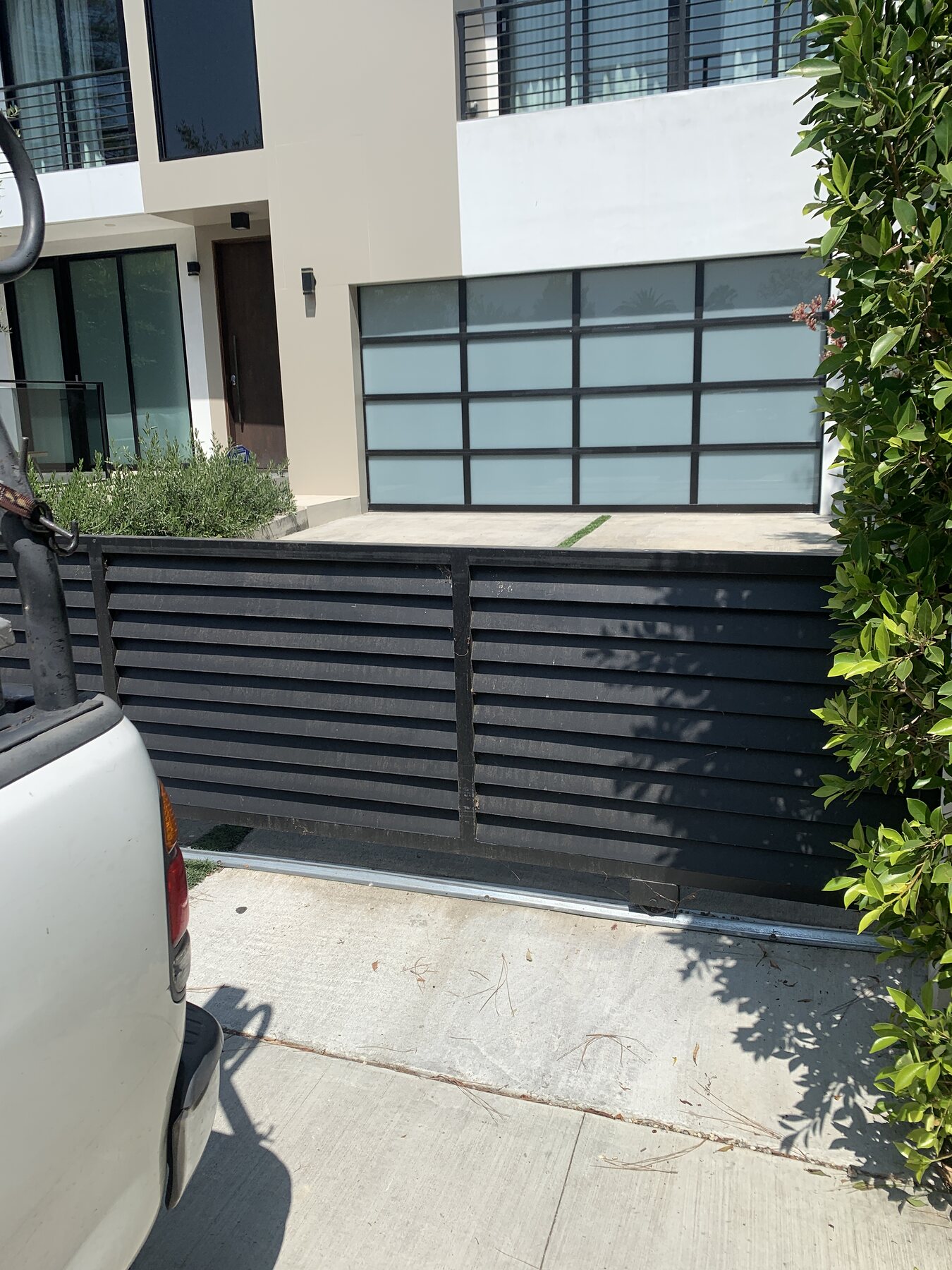 Modern sliding driveway gate
